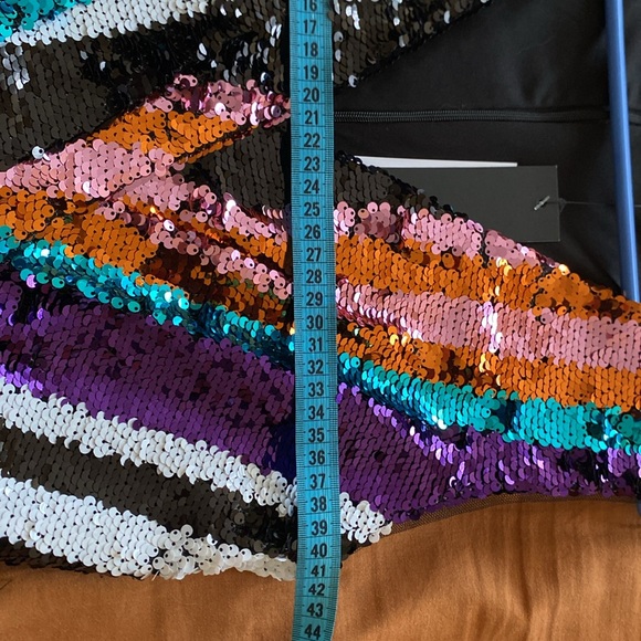 TFNC London sequined dress - Picture 8 of 9